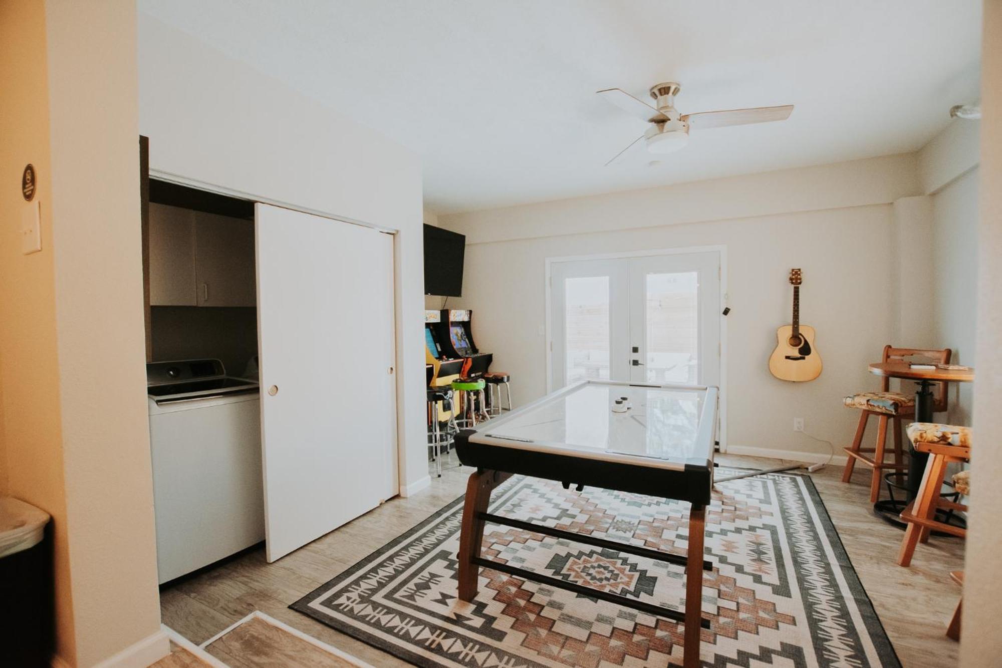 Cowboy Den-Hot Tub-Game Room-Pet Friendly-No Pet Fees! Albuquerque Eksteriør billede