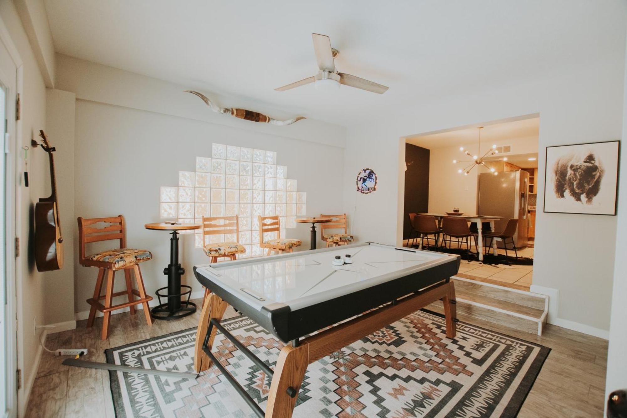 Cowboy Den-Hot Tub-Game Room-Pet Friendly-No Pet Fees! Albuquerque Eksteriør billede