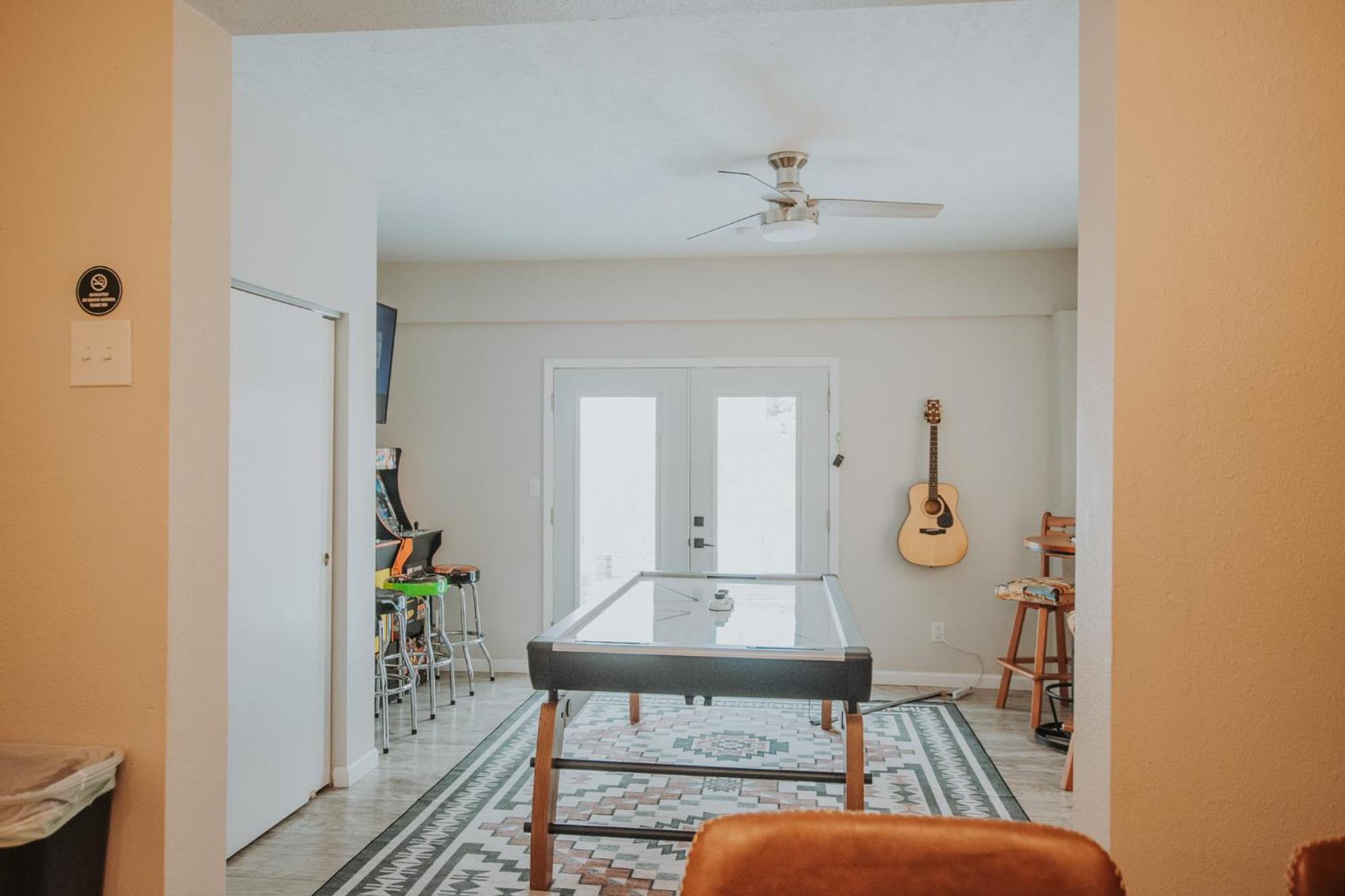 Cowboy Den-Hot Tub-Game Room-Pet Friendly-No Pet Fees! Albuquerque Eksteriør billede