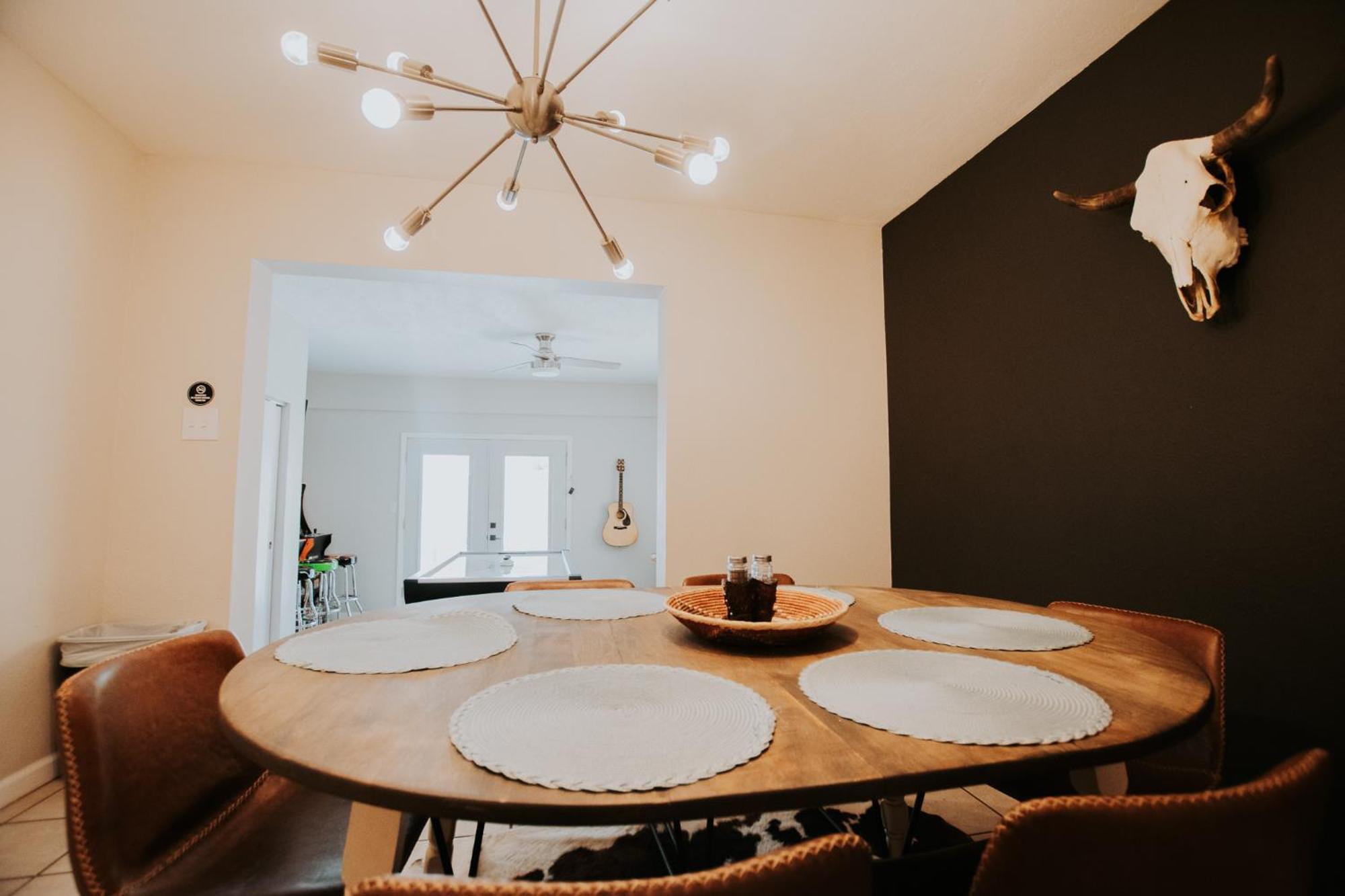 Cowboy Den-Hot Tub-Game Room-Pet Friendly-No Pet Fees! Albuquerque Eksteriør billede